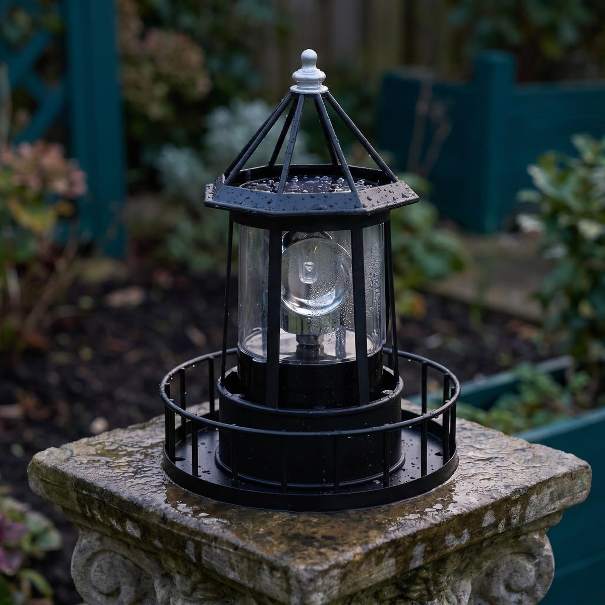 Solar Revolving Lighthouse Light S88205